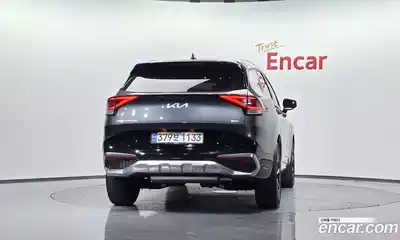 Kia Sportage 2022 1.6 Автомат в Москве № 746474, миниатюра 3