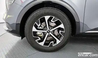 Kia Sportage 2022 1.6 Автомат в Москве № 746474, миниатюра 4