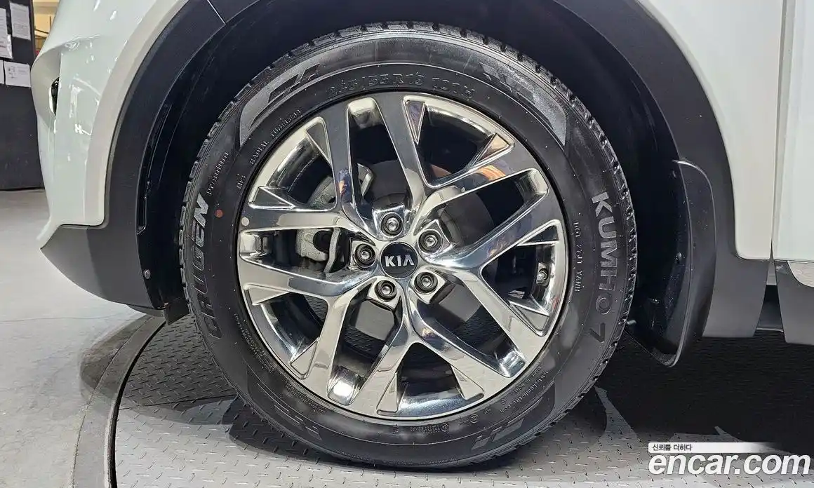 Kia Sorento 2019 2.0 Автомат в Москве № 746511, фото 5