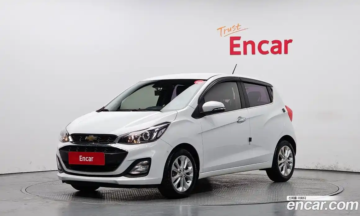 Chevrolet Spark 2018 1.0 Автомат в Москве № 747581, фото 1