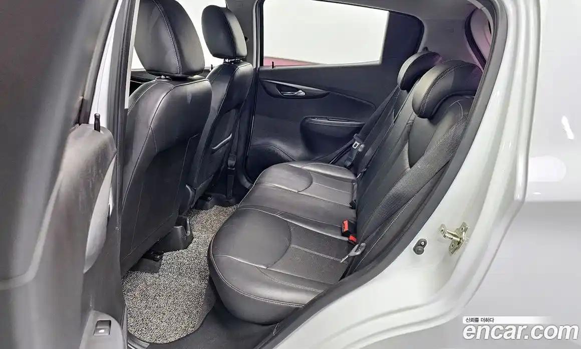 Chevrolet Spark 2016 1.0 Автомат в Москве № 747940, фото 12