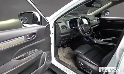 Renault QM6 2023 2.0 Автомат в Москве № 748316, миниатюра 11