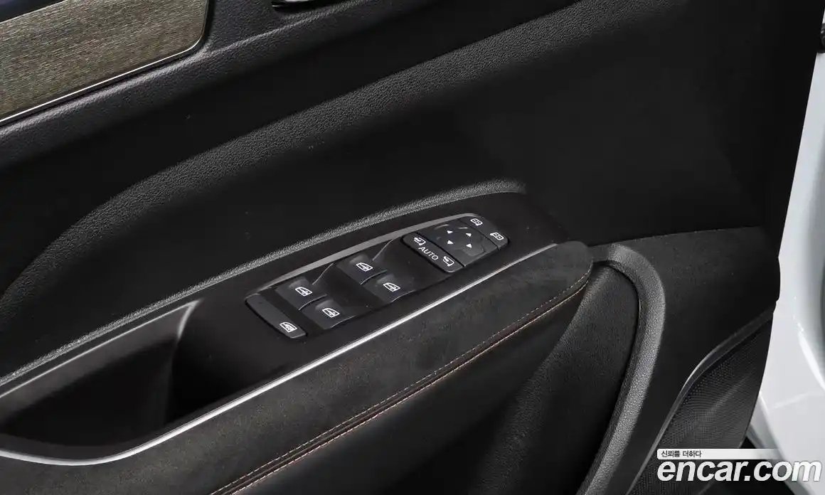 Renault QM6 2023 2.0 Автомат в Москве № 748316, фото 17