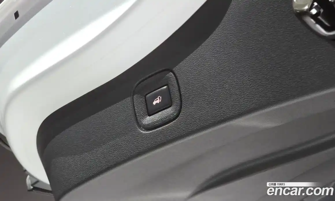 Renault QM6 2023 2.0 Автомат в Москве № 748316, фото 20