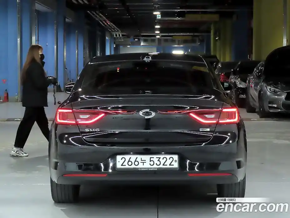 Renault SM6 2020 2.0 Автомат в Москве № 748410, фото 3