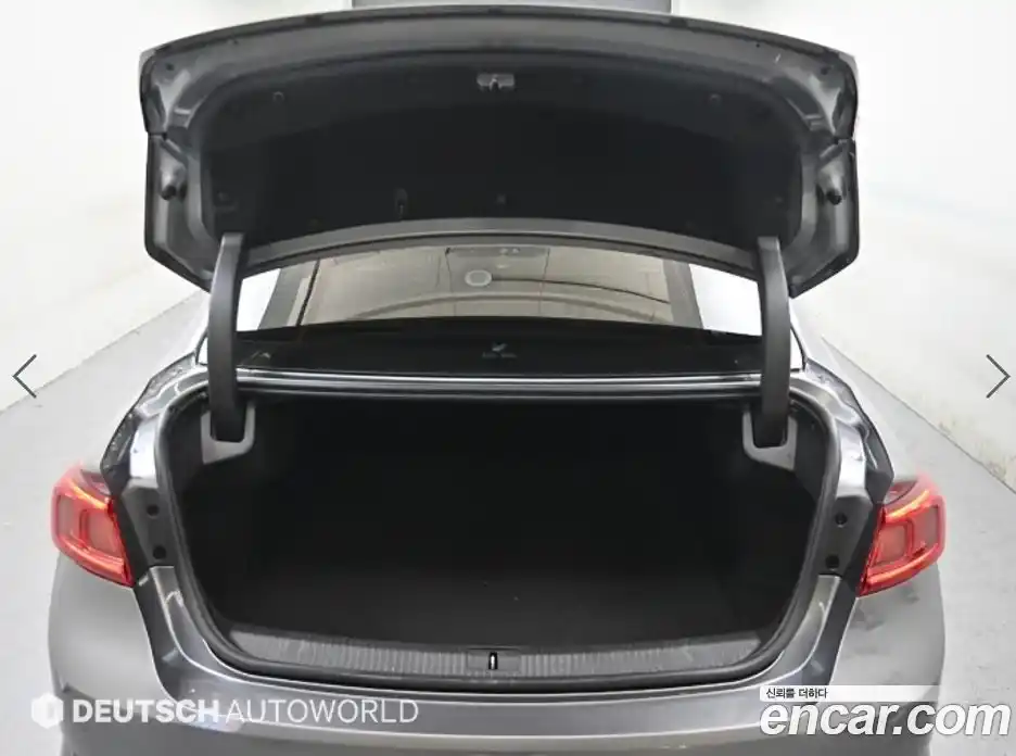 Renault SM6 2017 2.0 Автомат в Москве № 748479, фото 19