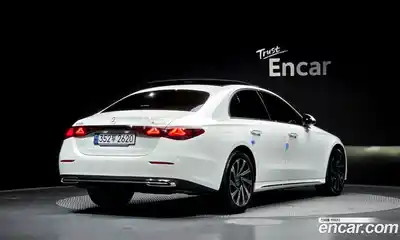 Mercedes-Benz E-Class, 2024