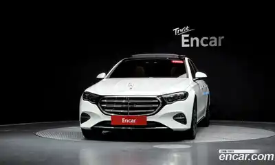 Mercedes-Benz E-Class 2024 2.0 Автомат в Москве № 749075, миниатюра 2