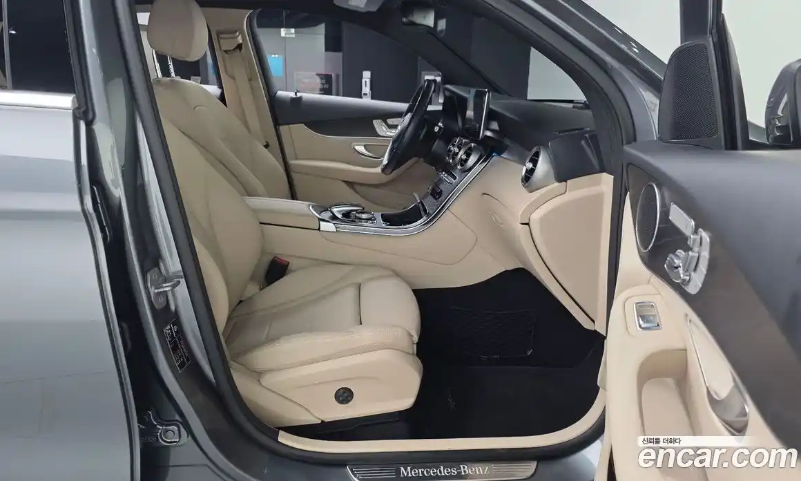 Mercedes-Benz GLC-Class 2019 2.0 Автомат в Москве № 749188, фото 11