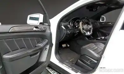 Mercedes-Benz GLE-Class 2019 5.5 Автомат в Москве № 749210, миниатюра 10