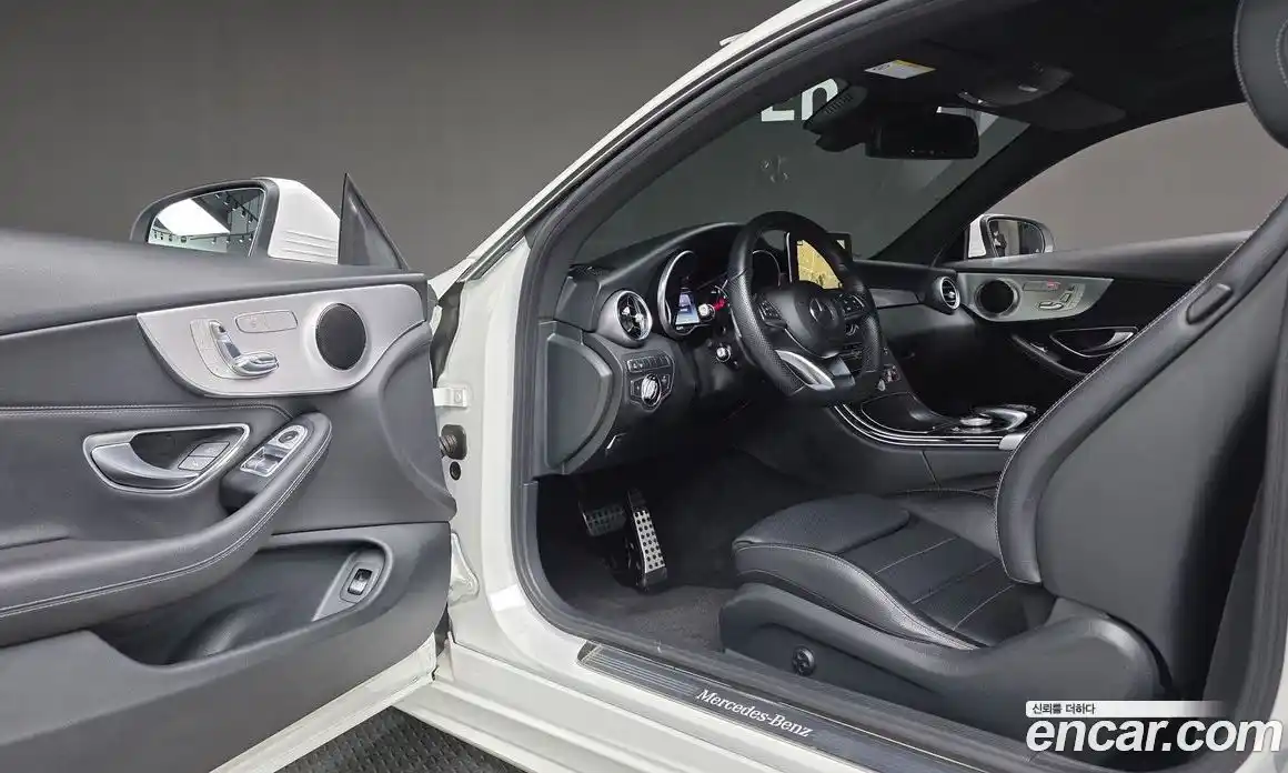 Mercedes-Benz C-Class 2017 2.0 Автомат в Москве № 749306, фото 13