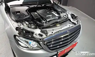 Mercedes-Benz E-Class 2017 2.0 Автомат в Москве № 749334, миниатюра 6