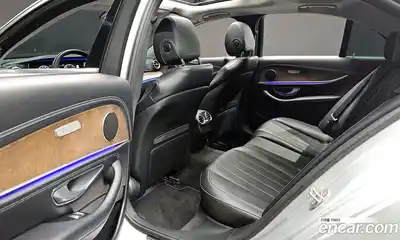 Mercedes-Benz E-Class 2017 2.0 Автомат в Москве № 749334, миниатюра 10