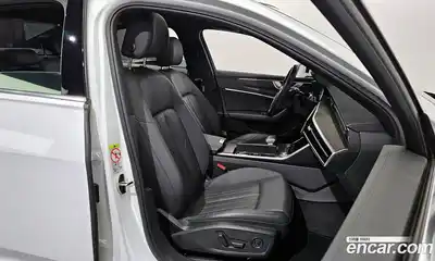 Audi A6 2019 2.0 Автомат в Москве № 749374, миниатюра 12