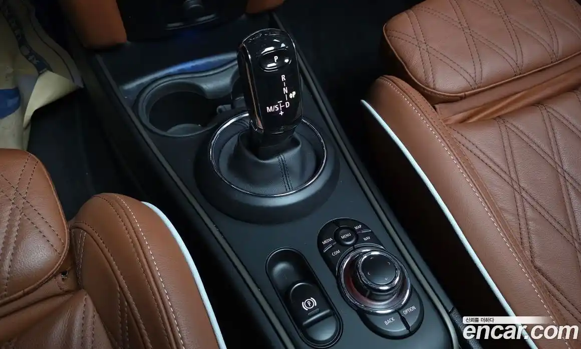 Mini Countryman 2021 2.0 Автомат в Москве № 749883, фото 9