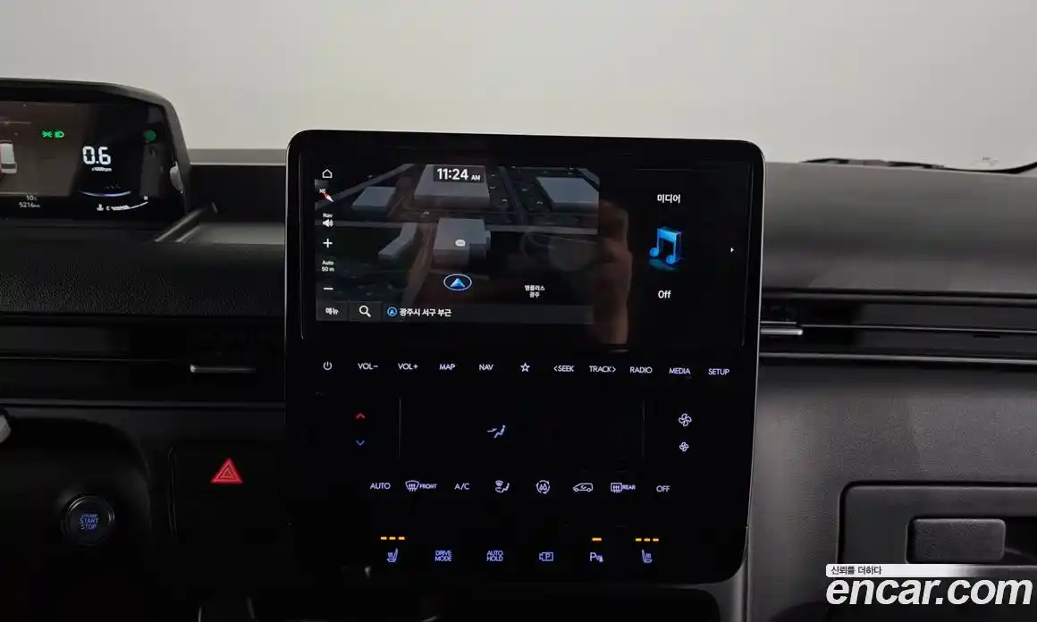 Hyundai Staria 2024 3.5 Автомат в Москве № 755987, фото 13