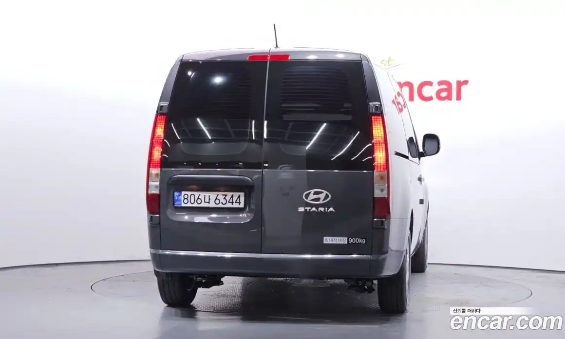 Hyundai Staria 2024 3.5 Автомат в Москве № 755987, фото 4