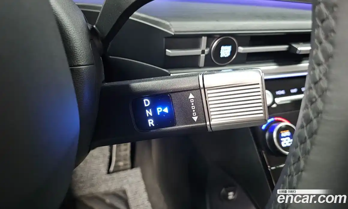 Hyundai Santa Fe 2025 1.6 Автомат в Москве № 756041, фото 9