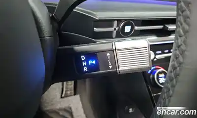 Hyundai Santa Fe 2025 1.6 Автомат в Москве № 756041, миниатюра 9