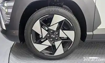 Hyundai Kona 2024 1.6 Автомат в Москве № 756094, миниатюра 5