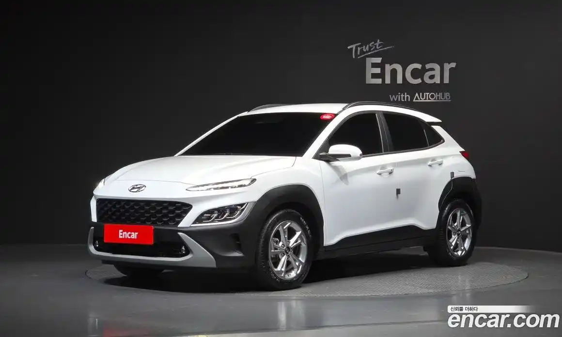 Hyundai Kona 2021 2.0 Автомат в Москве № 756130, фото 1
