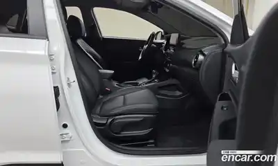 Hyundai Kona 2021 2.0 Автомат в Москве № 756130, миниатюра 11