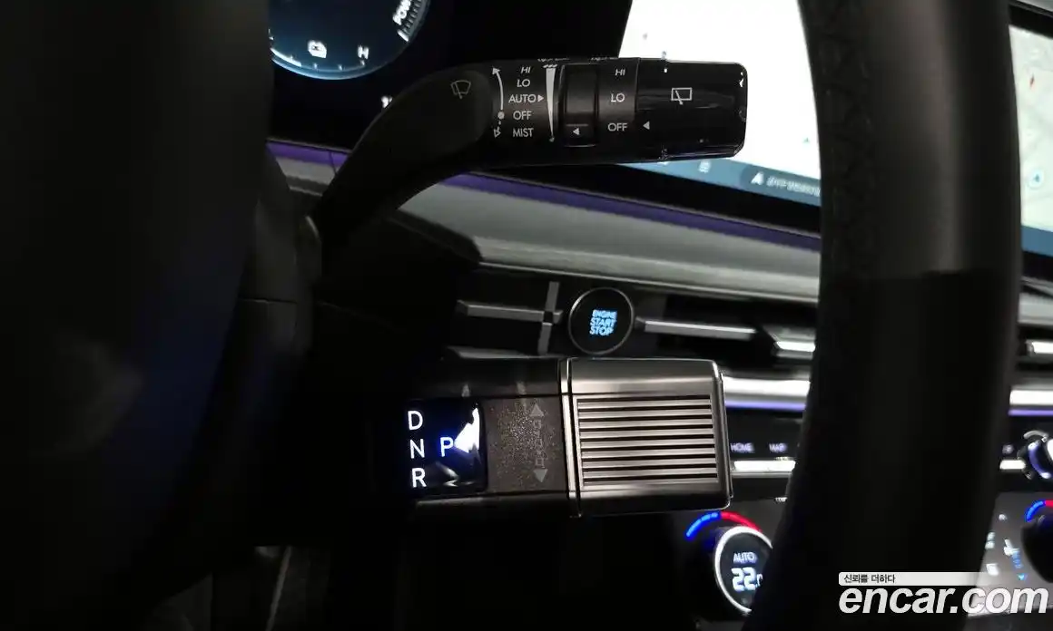 Hyundai Santa Fe 2024 1.6 Автомат в Москве № 756461, фото 9