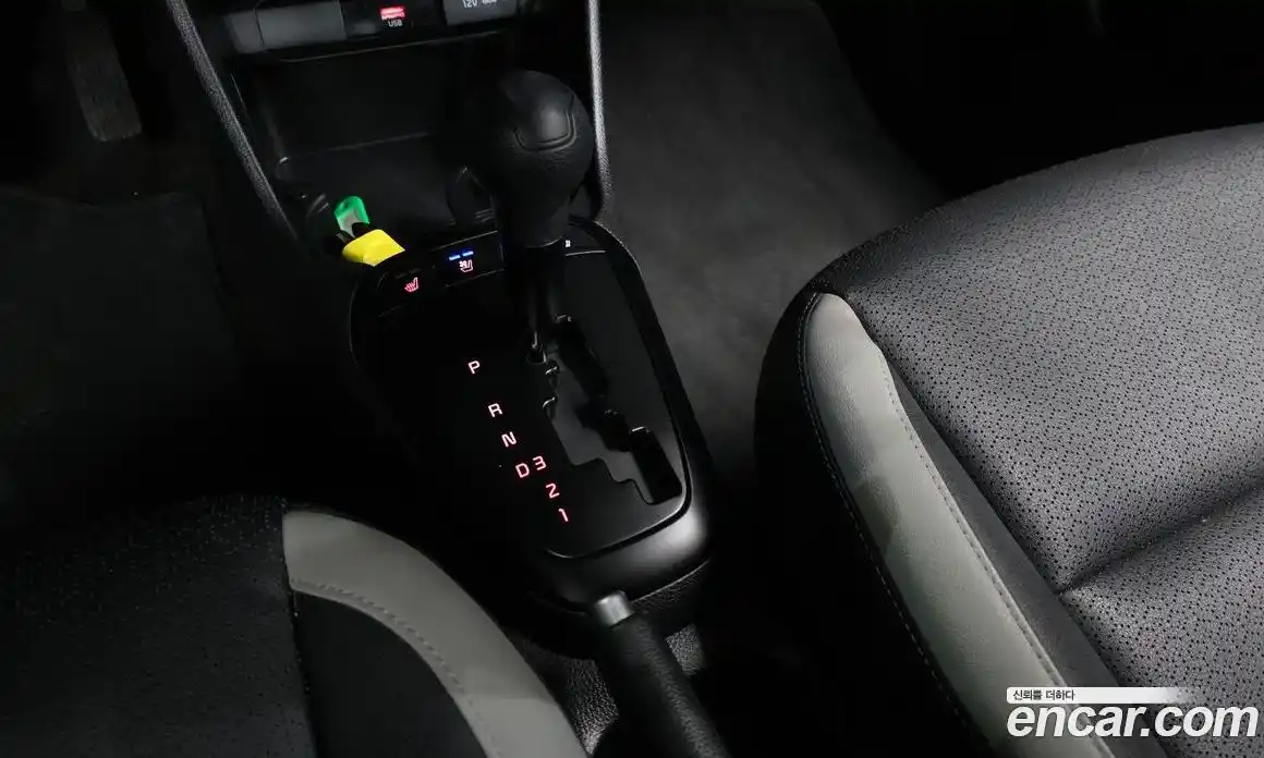 Kia Morning 2023 1.0 Автомат в Москве № 757236, фото 9