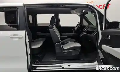 Kia Ray 2023 1.0 Автомат в Москве № 757237, миниатюра 11