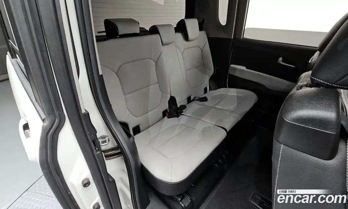 Kia Ray 2023 1.0 Автомат в Москве № 757237, фото 12