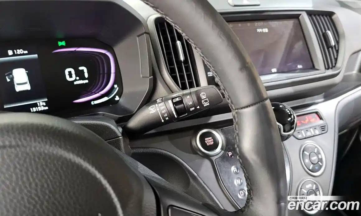 Kia Ray 2023 1.0 Автомат в Москве № 757237, фото 19