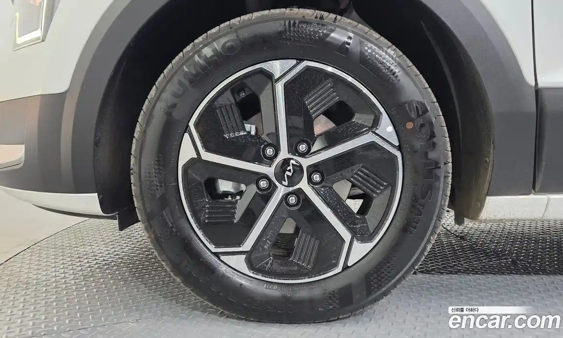 Kia Niro 2025 1.6 Автомат в Москве № 757597, фото 5