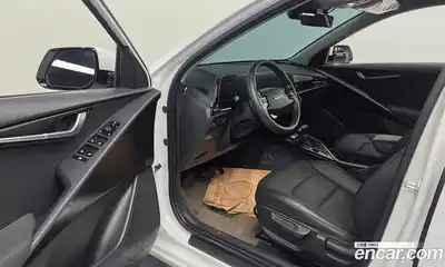 Kia Niro 2025 1.6 Автомат в Москве № 757597, миниатюра 10