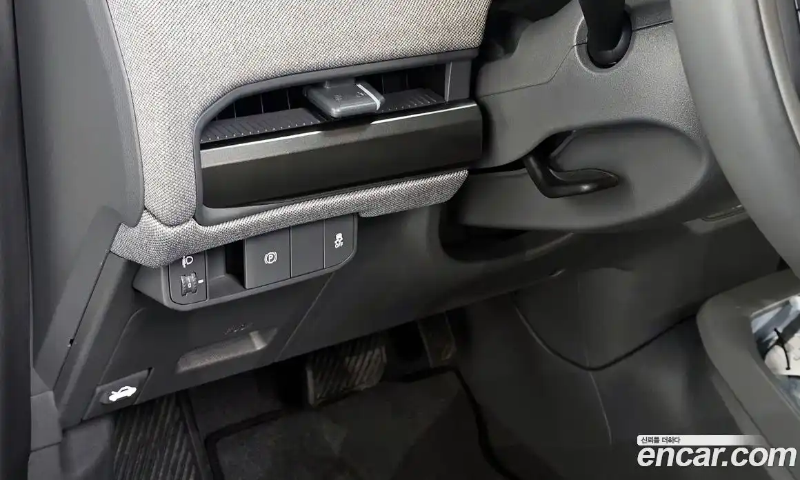 Kia EV3 2024 0.2 Автомат в Москве № 757647, фото 17