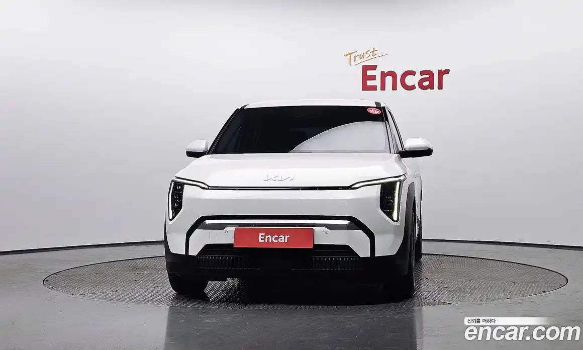 Kia EV3 2024 0.2 Автомат в Москве № 757647, фото 3