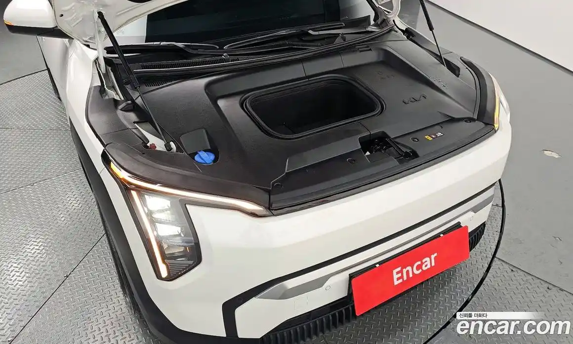 Kia EV3 2024 0.2 Автомат в Москве № 757647, фото 6