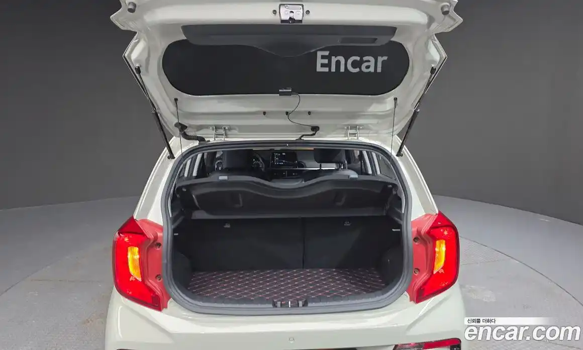 Kia Morning 2023 1.0 Автомат в Москве № 757801, фото 20