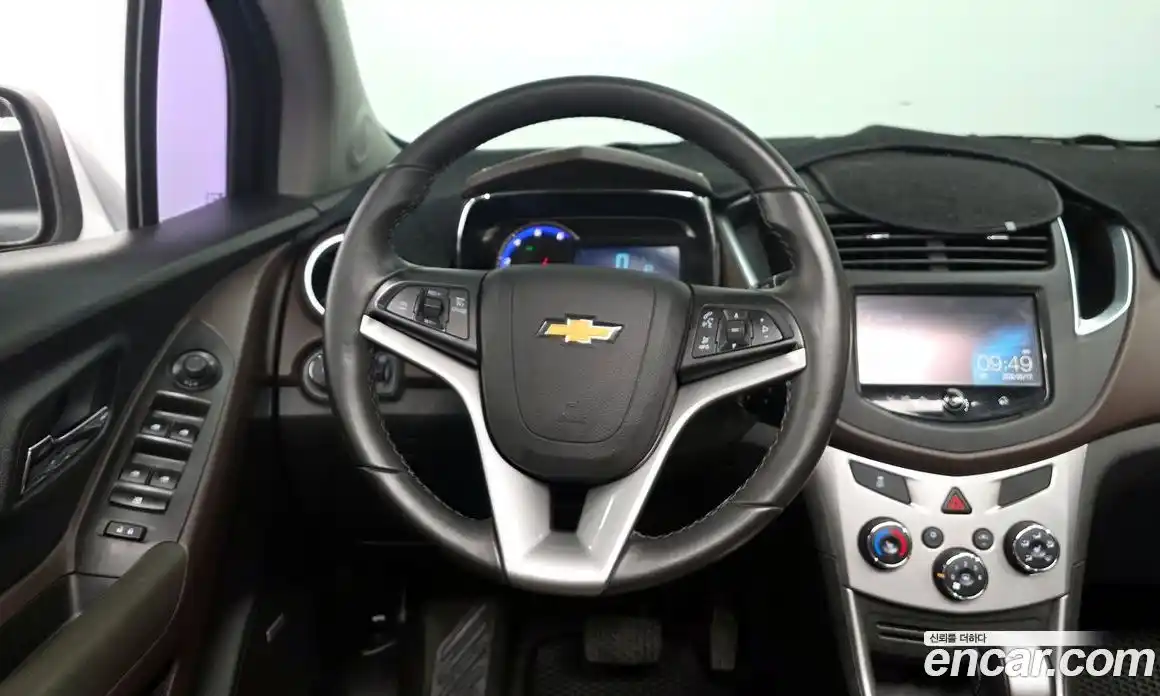 Chevrolet Trax 2015 1.6 Автомат в Москве № 758242, фото 13