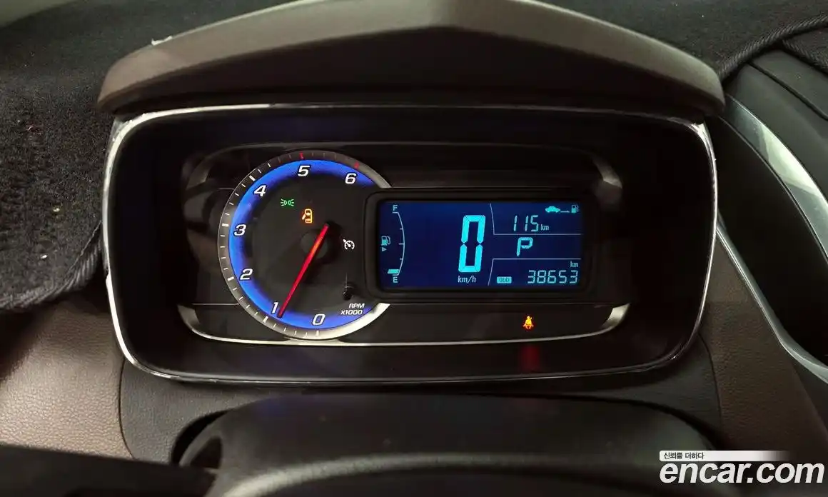 Chevrolet Trax 2015 1.6 Автомат в Москве № 758242, фото 8