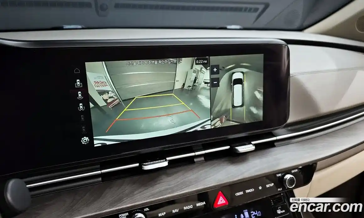 Kia Canival 2023 2.2 Автомат в Москве № 758313, фото 17