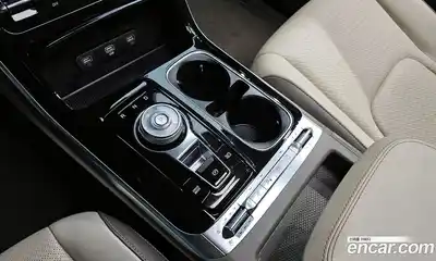 Kia Canival 2023 2.2 Автомат в Москве № 758313, миниатюра 9