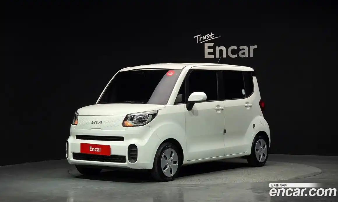 Kia Ray 2022 1.0 Автомат в Москве № 758518, фото 1