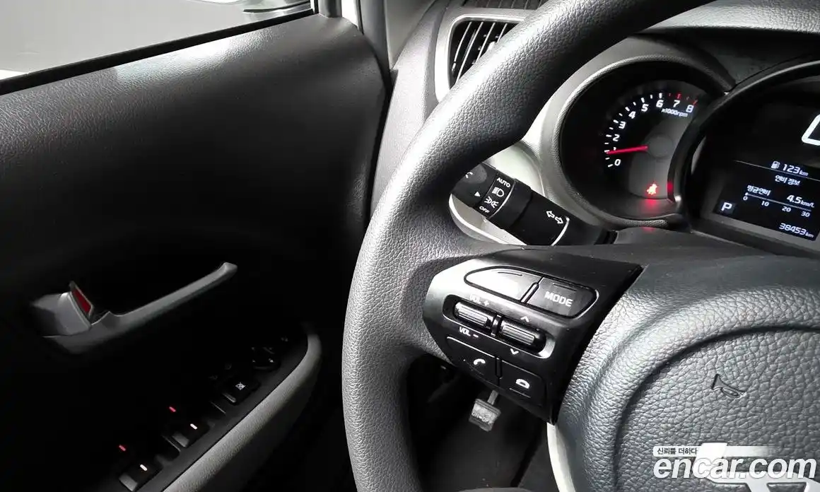 Kia Ray 2022 1.0 Автомат в Москве № 758518, фото 18