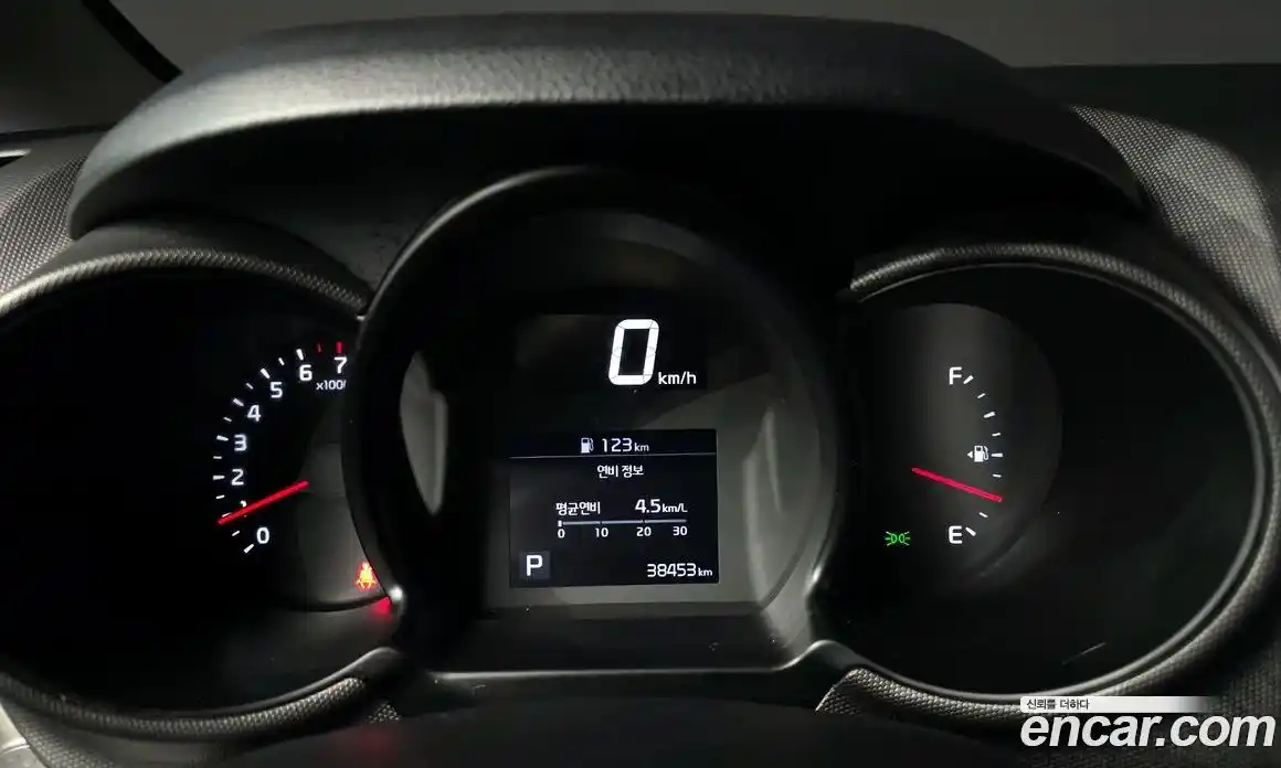 Kia Ray 2022 1.0 Автомат в Москве № 758518, фото 8