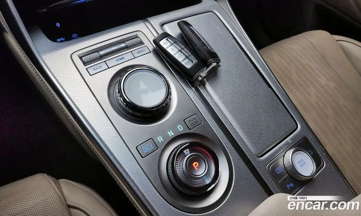 Genesis GV80 2023 2.5 Автомат в Москве № 758922, фото 9