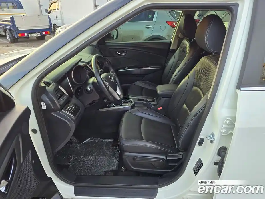 SsangYong TIBOLI 2018 1.6 Автомат в Москве № 760434, фото 11