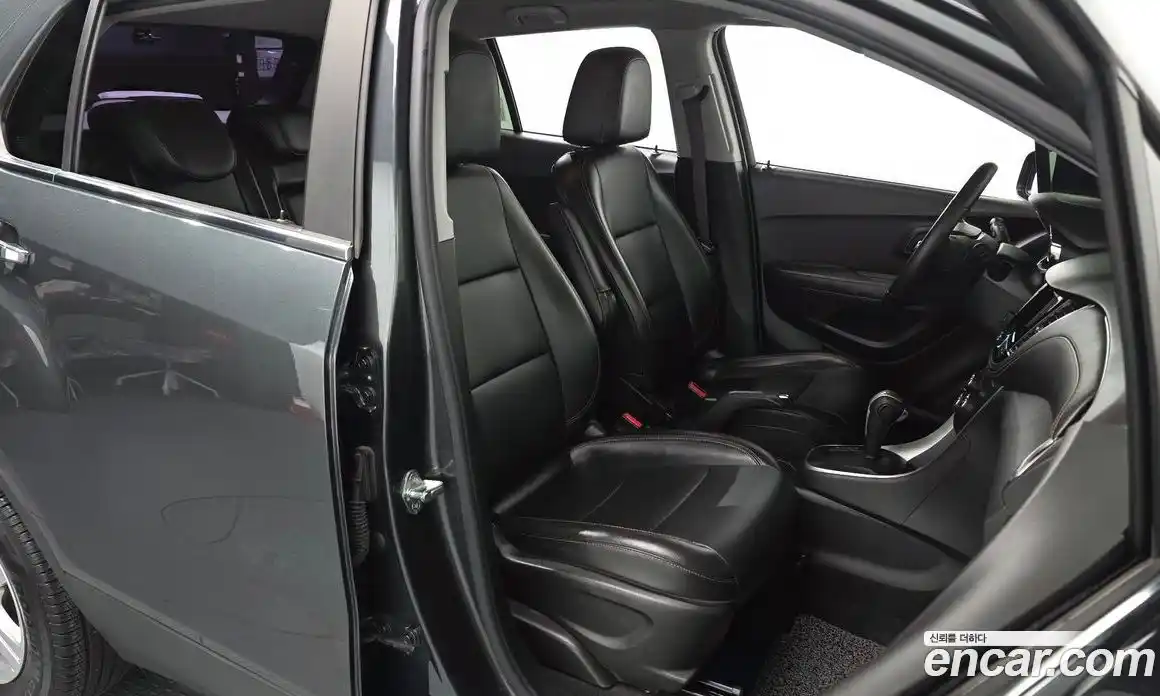 Chevrolet Trax 2017 1.6 Автомат в Москве № 760946, фото 12