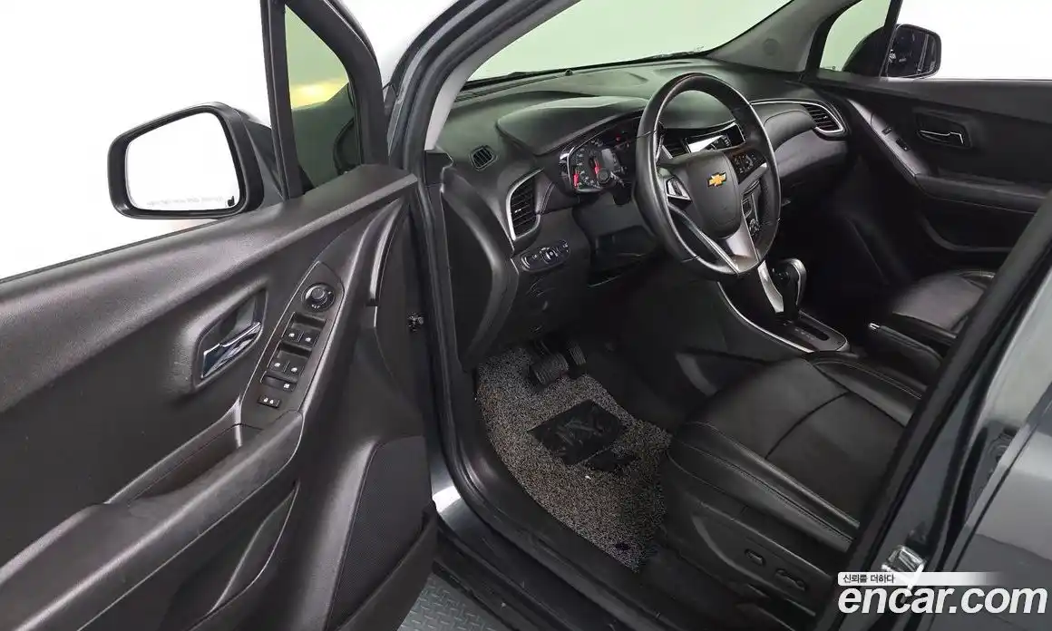 Chevrolet Trax 2017 1.6 Автомат в Москве № 760946, фото 10