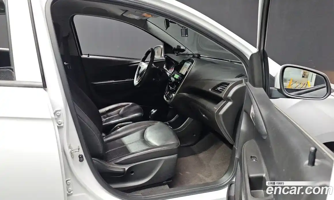 Chevrolet Spark 2017 1.0 Автомат в Москве № 761414, фото 17