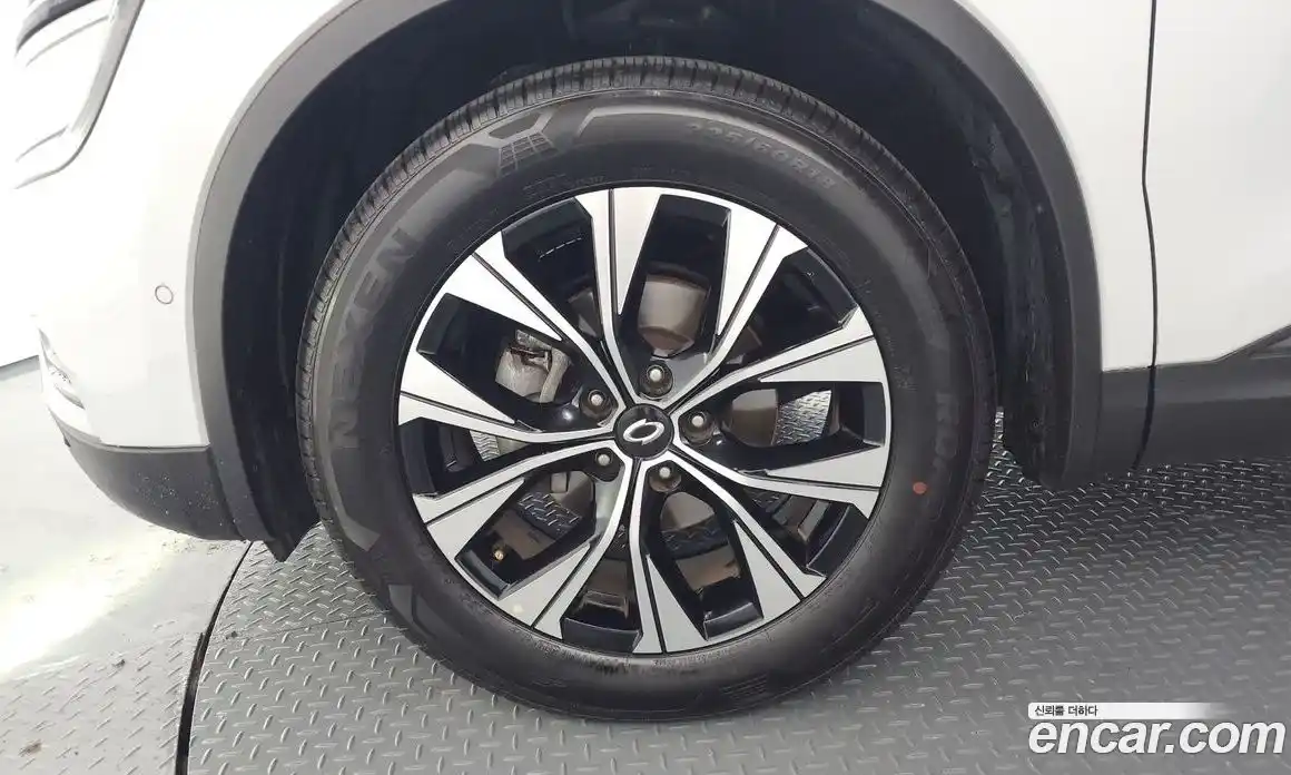 Renault QM6 2023 2.0 Автомат в Москве № 761784, фото 5